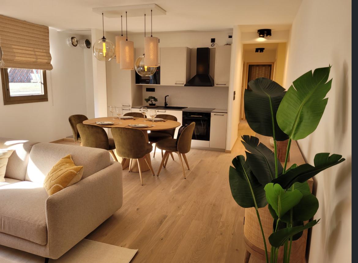 Apartment in Rhone-Alpes, France, 36 m² - picture 12