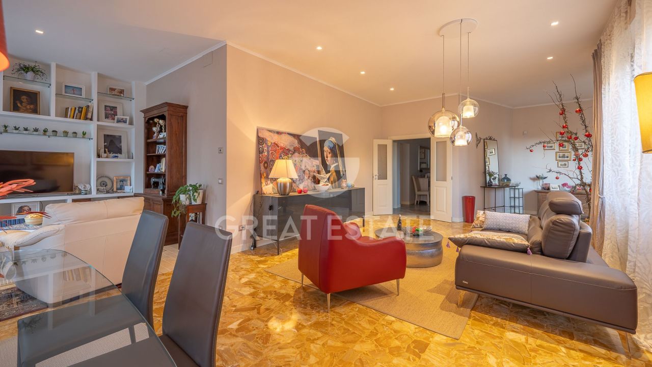 Apartment in Pienza, Italy, 315 m² - picture 4