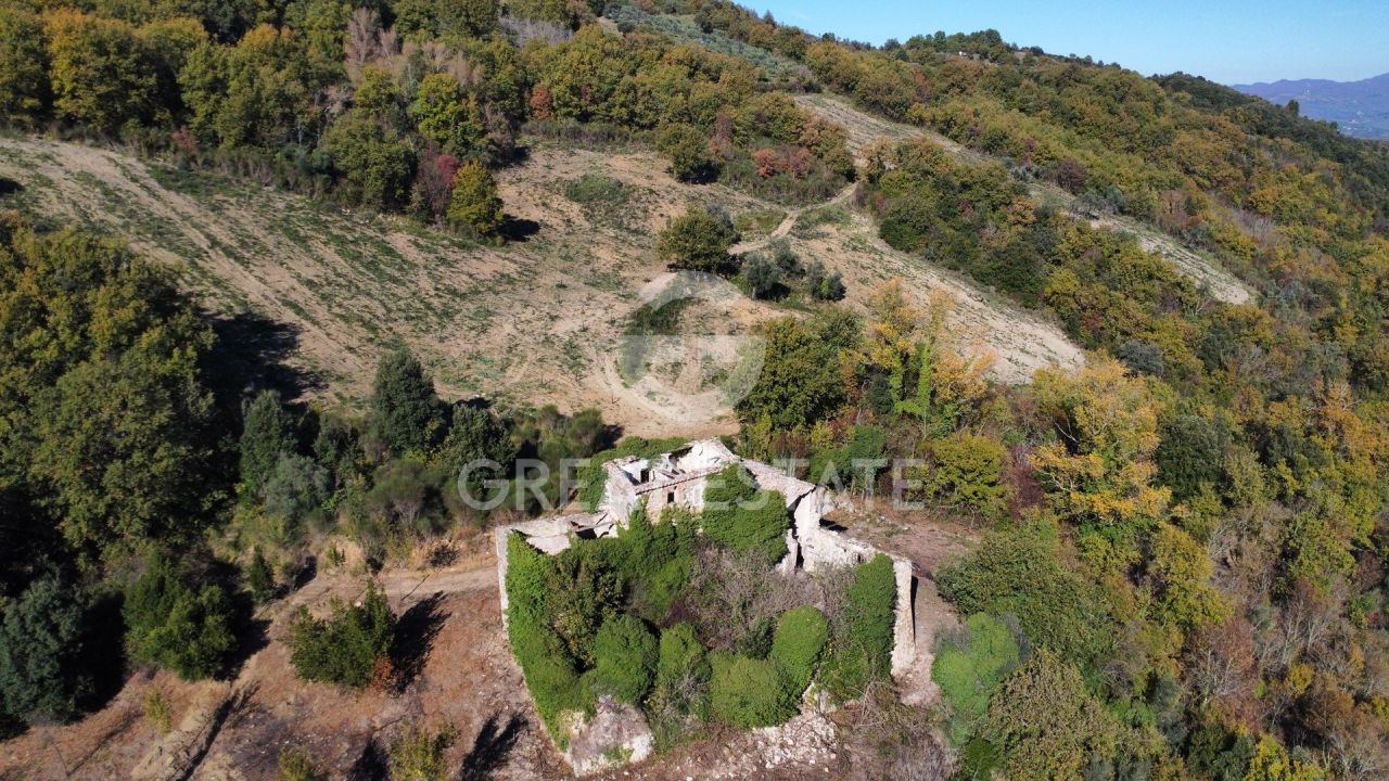 House in Perugia, Italy, 857.1 m² - picture 11