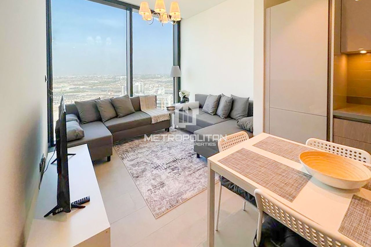 Apartment in Dubai, UAE, 47 m² - picture 4
