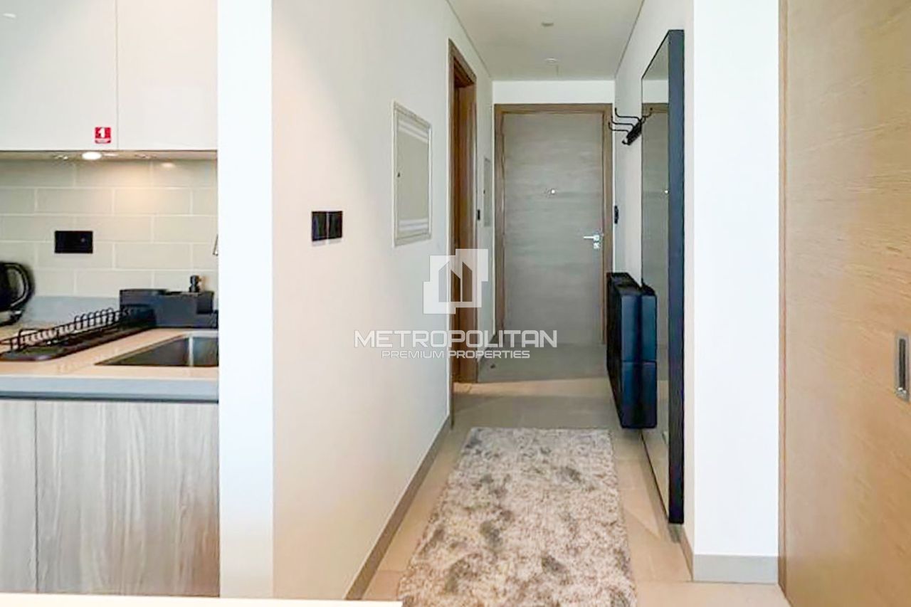 Apartment in Dubai, UAE, 47 m² - picture 5