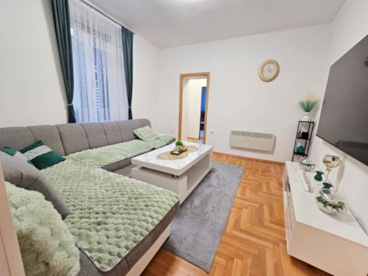 Flat in Izola, Slovenia, 72 m² - picture 1