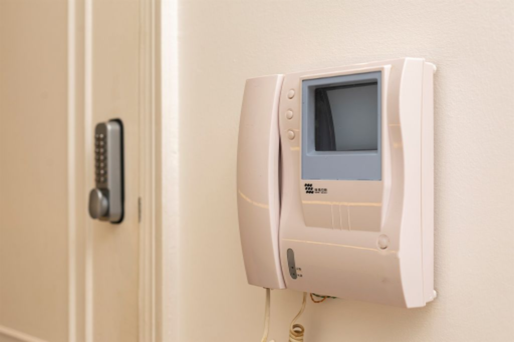 Flat in London, United Kingdom, 51 m² - picture 4