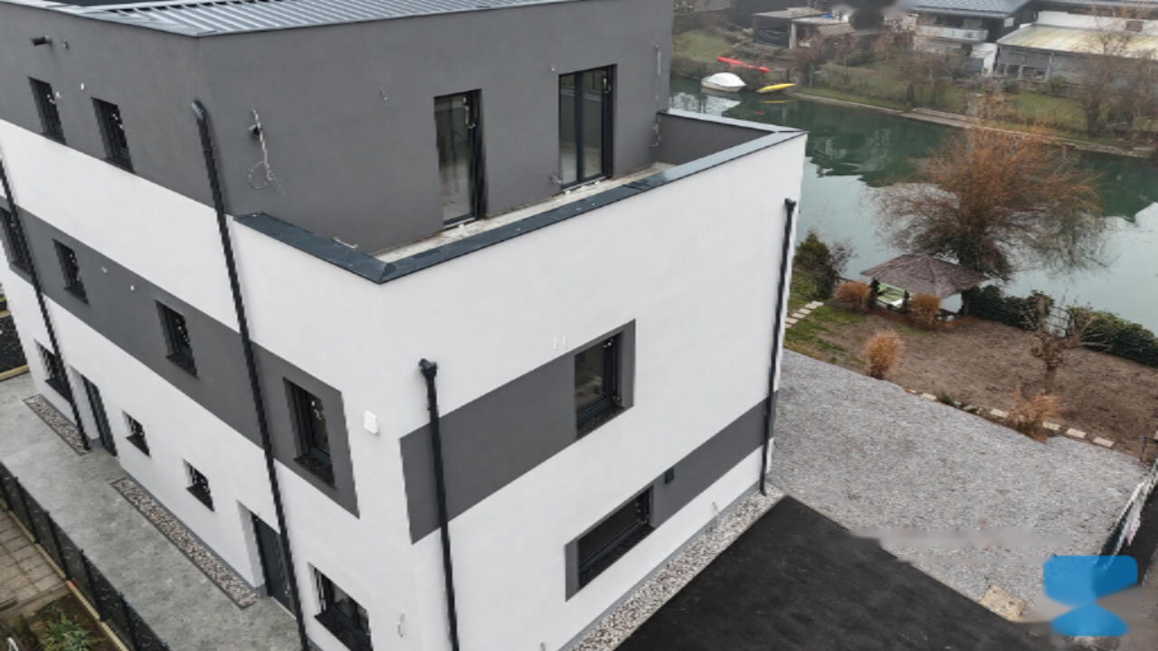 House in Ljubljana, Slovenia, 326 m² - picture 4