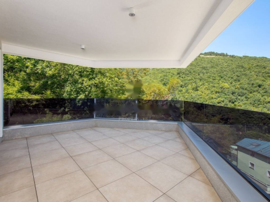 Flat in Opatija, Croatia, 126 m² - picture 7