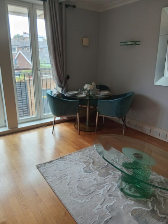 Flat in London, United Kingdom, 48 m² - picture 8