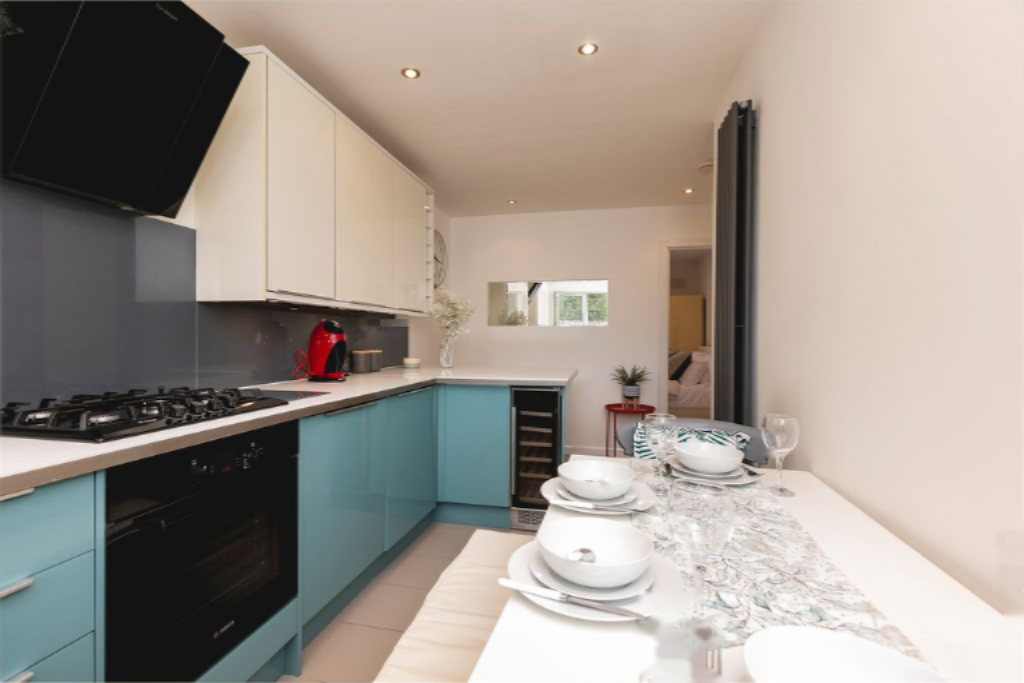 Flat in London, United Kingdom, 51 m² - picture 13