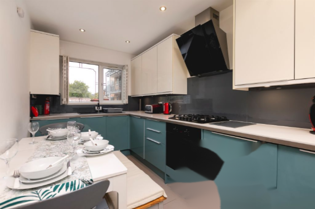 Flat in London, United Kingdom, 51 m² - picture 14