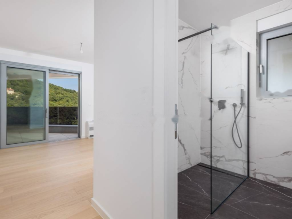 Flat in Opatija, Croatia, 126 m² - picture 15