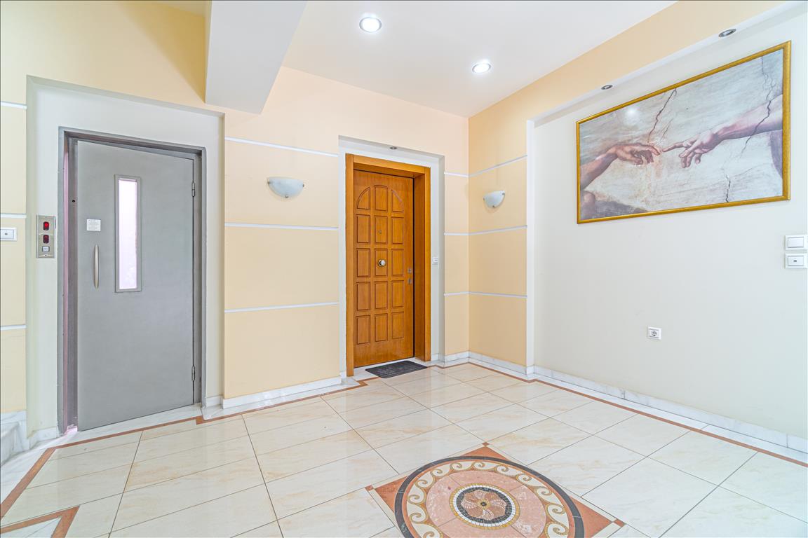 Casa di reddito ad Atene, Grecia, 1 000 m² - foto 1