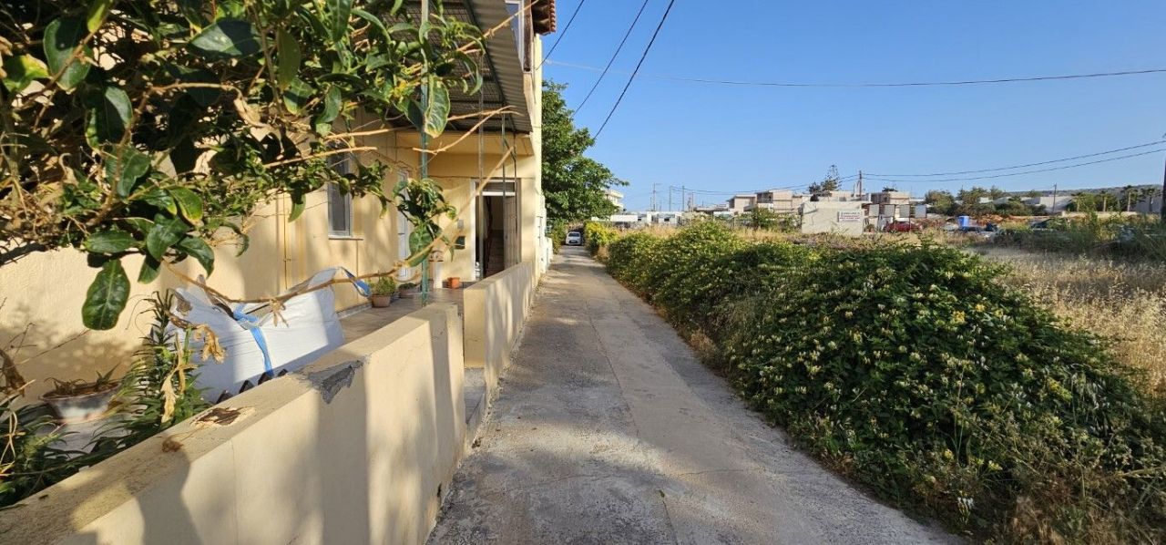 Commercial apartment building in Heraklion Prefecture, Greece, 258 m² - picture 8
