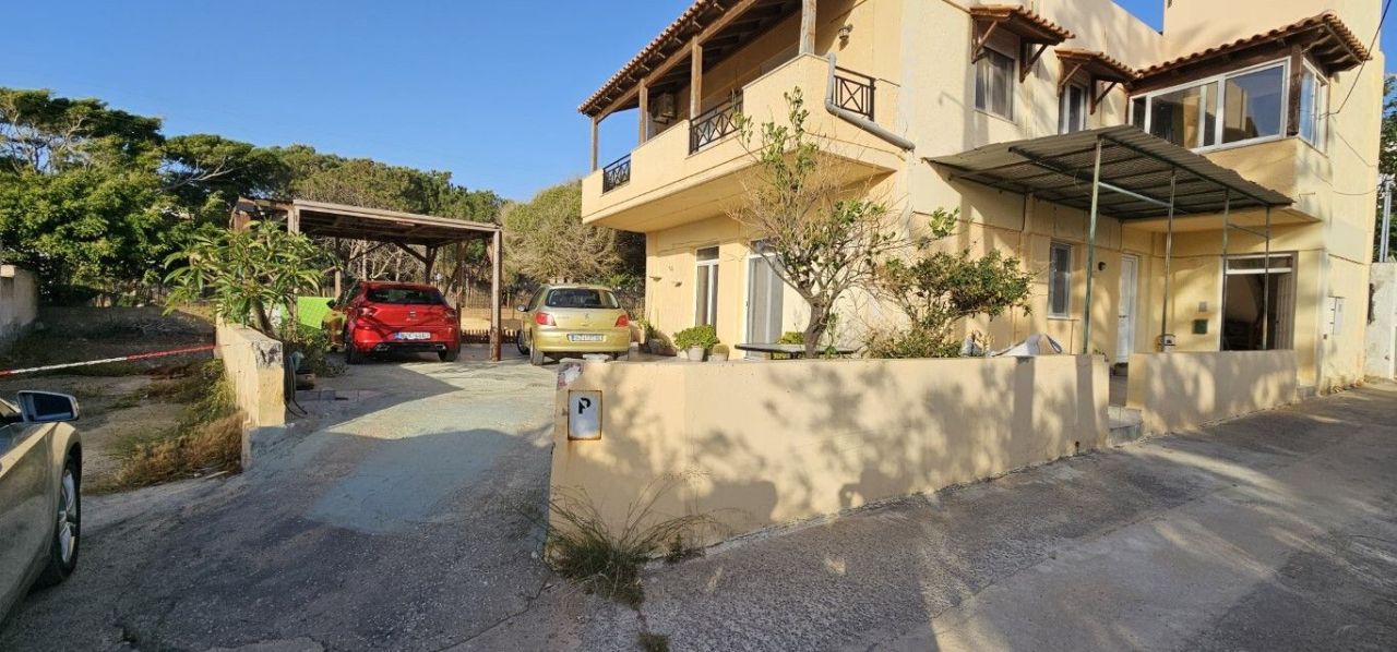 Commercial apartment building in Heraklion Prefecture, Greece, 258 m² - picture 7