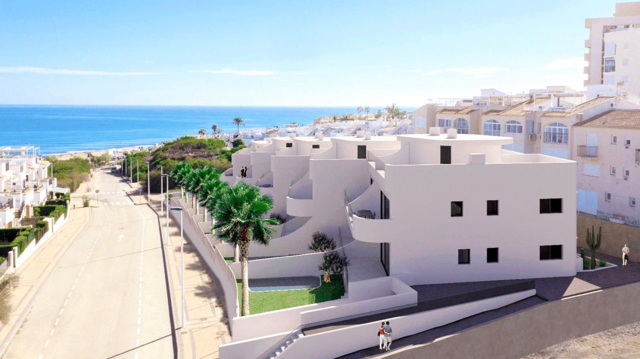 Bungalow en Torrevieja, España, 98 m² - imagen 1