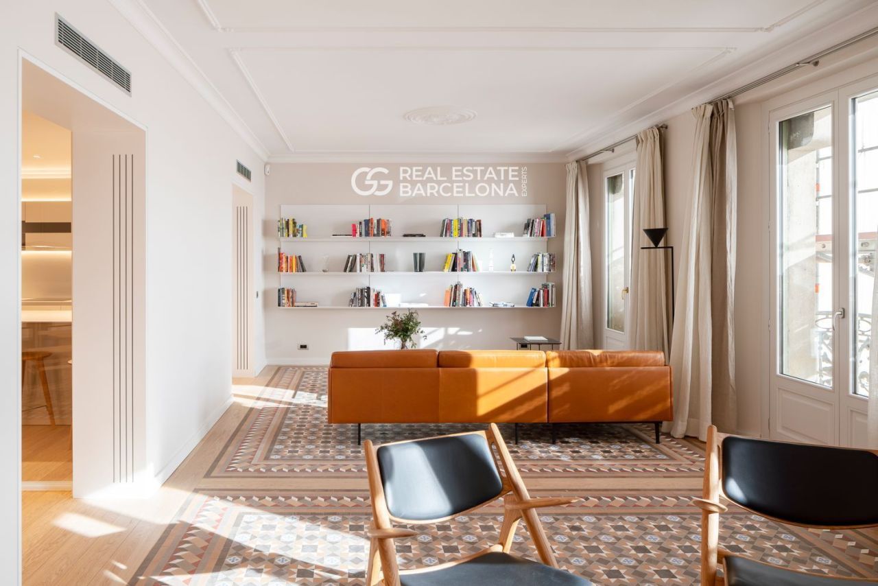 Flat in Barcelona, Spain, 187 m² - picture 10