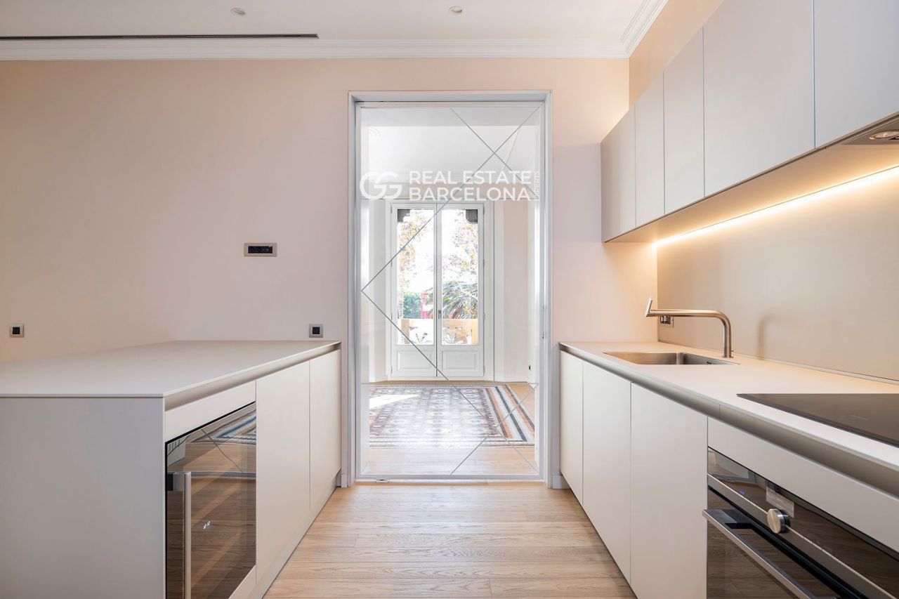 Piso en Barcelona, España, 183 m² - imagen 13