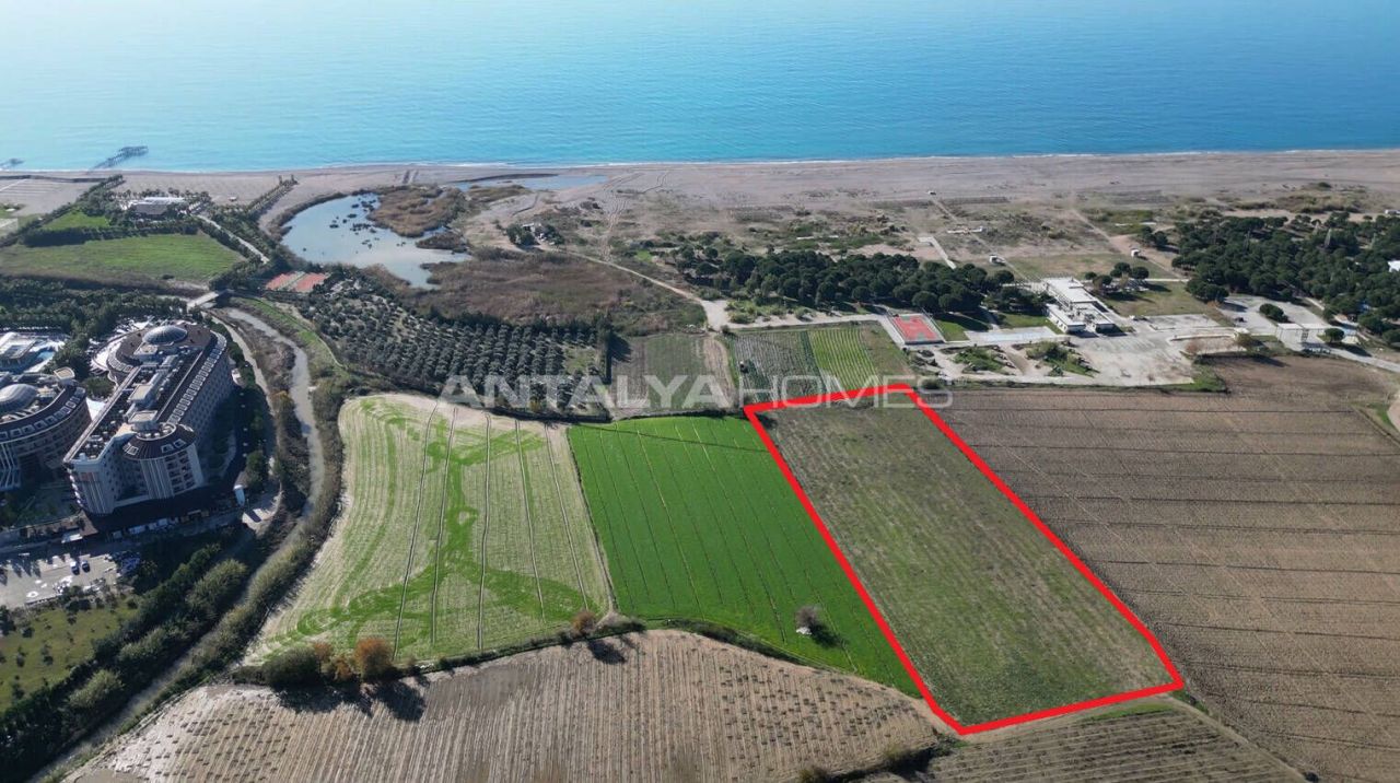 Terreno a Manavgat, Turchia, 11 807 m2 - foto 1