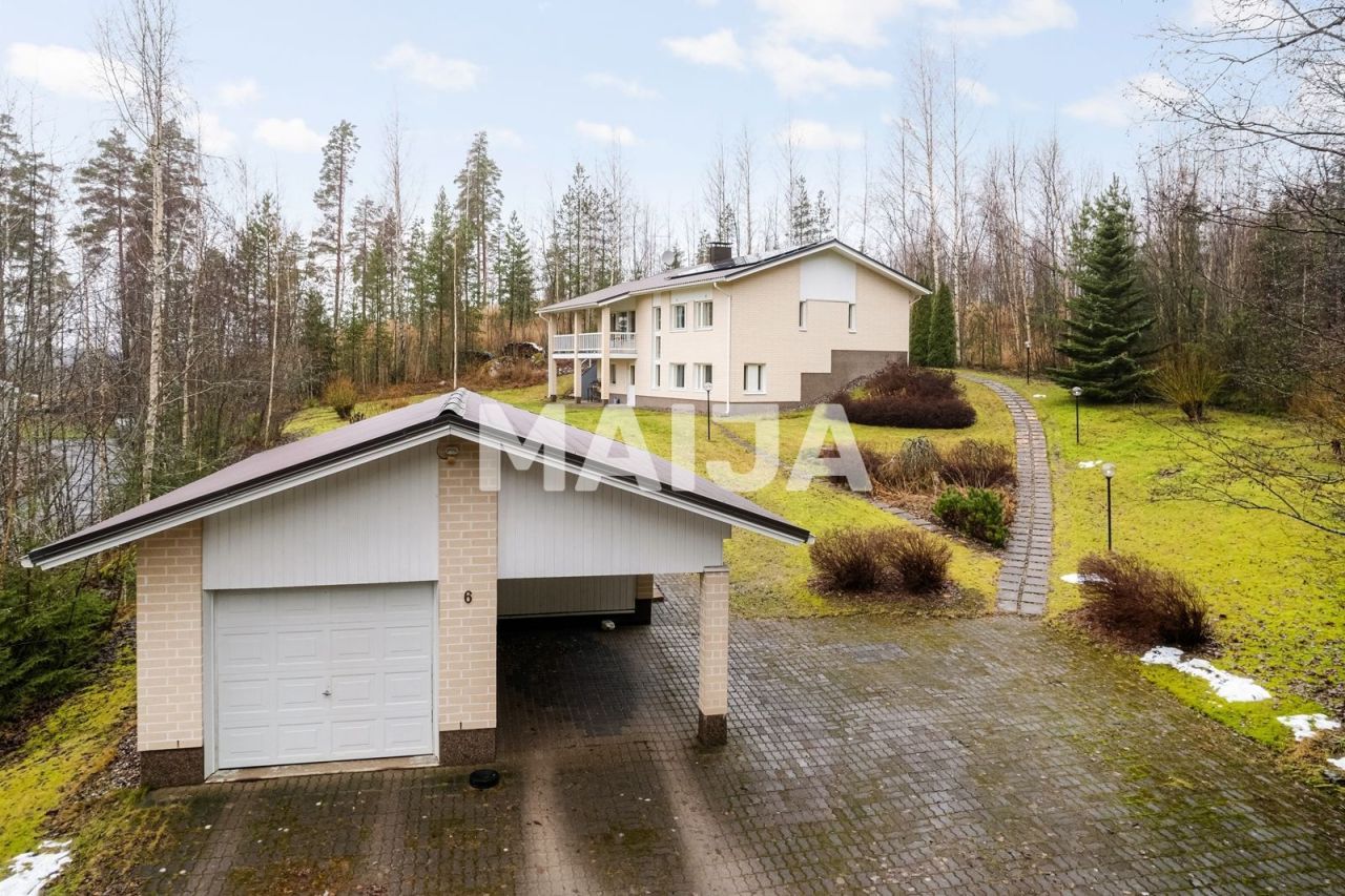 House in Hollola, Finland, 200 m² - picture 1