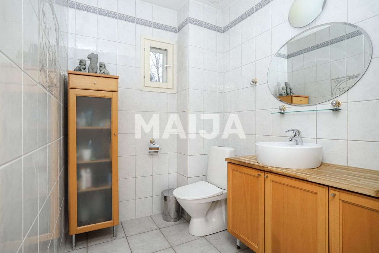 House in Hollola, Finland, 200 m² - picture 16