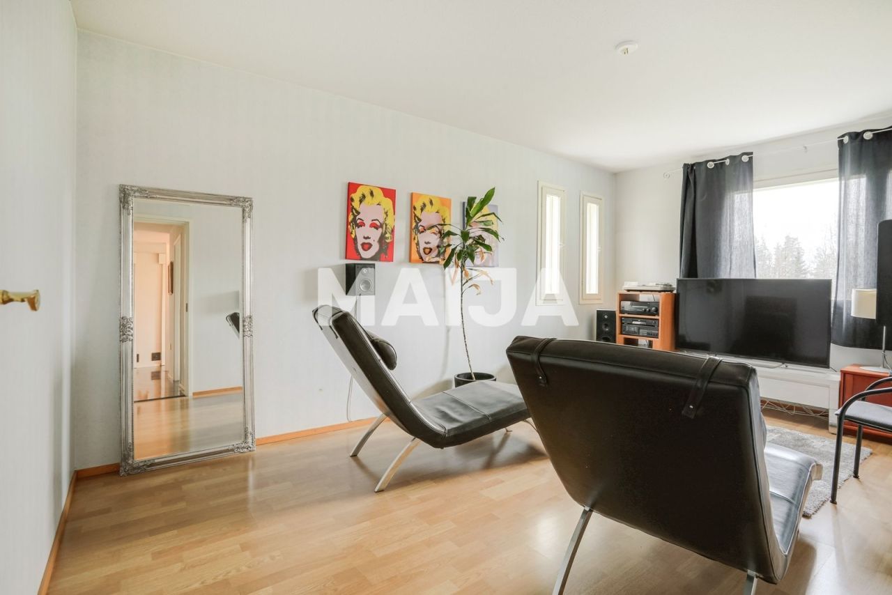 House in Hollola, Finland, 200 m² - picture 17