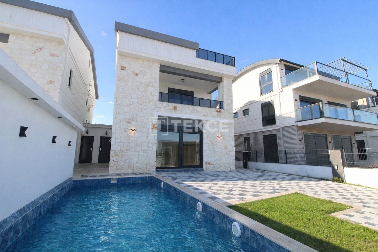 Villa en Belek, Turquia, 200 m² - imagen 1