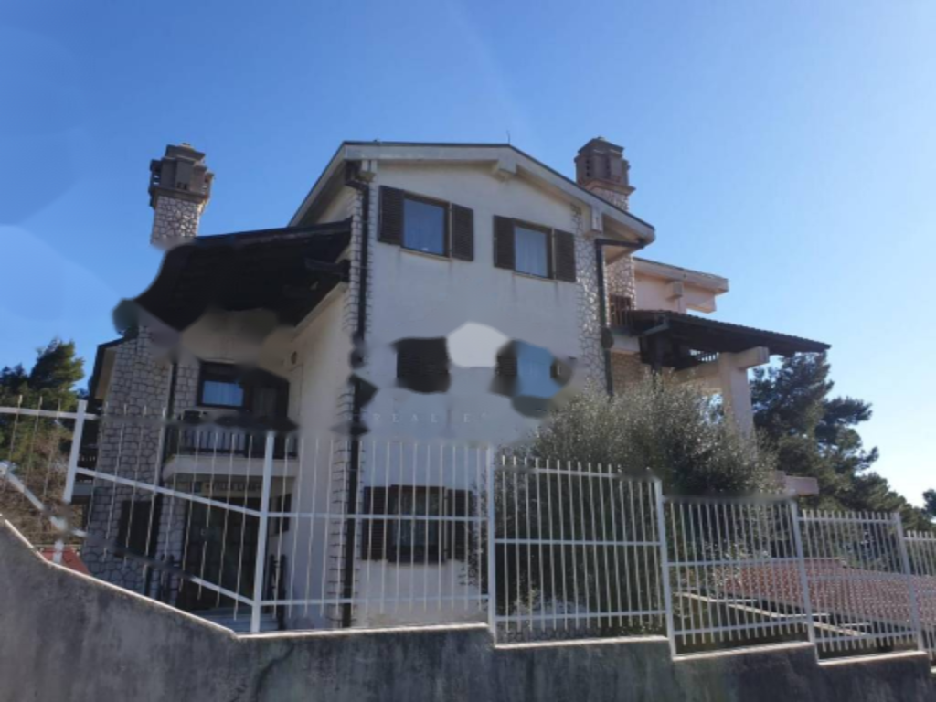 Casa en Opatija, Croacia, 586 m² - imagen 3