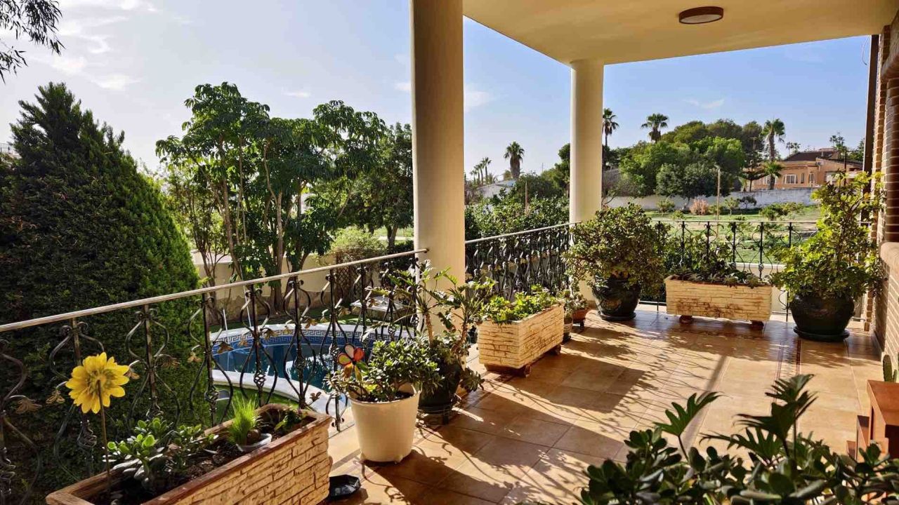 Villa in Ciudad Quesada, Spain, 364 m² - picture 4