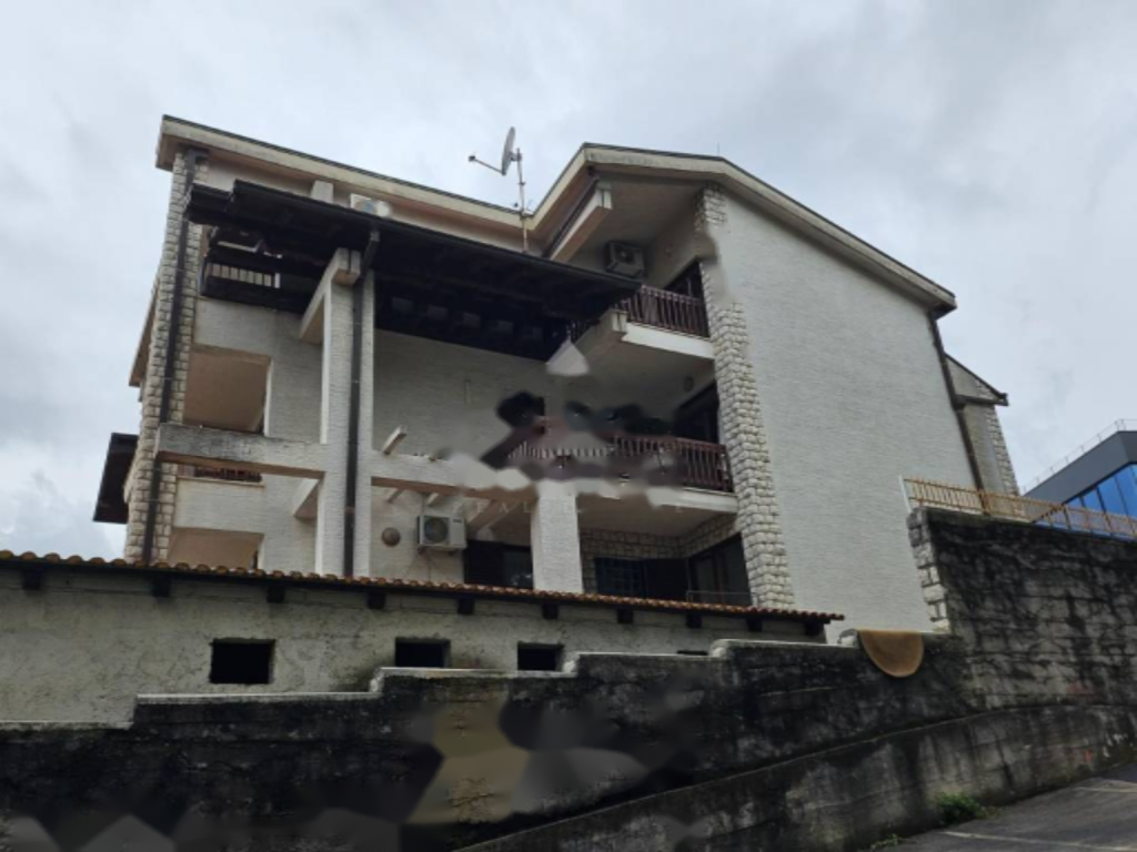 Casa en Opatija, Croacia, 586 m² - imagen 5