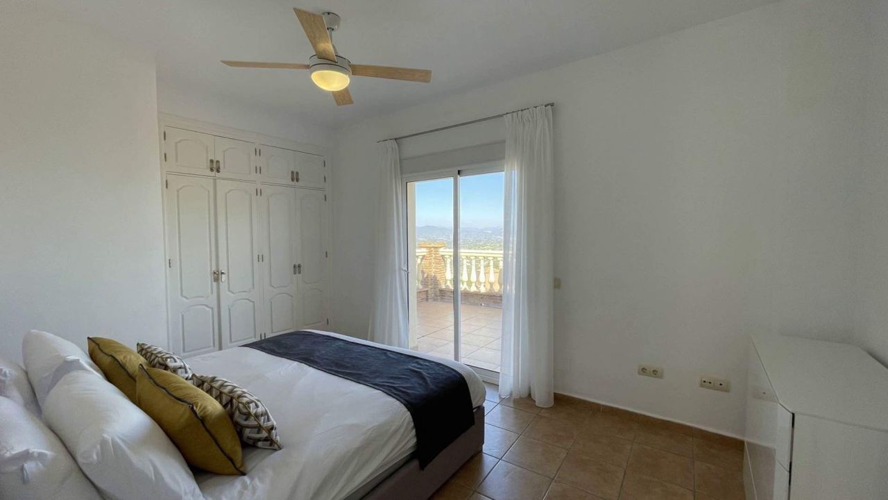 Villa en Mijas, España, 327 m² - imagen 13