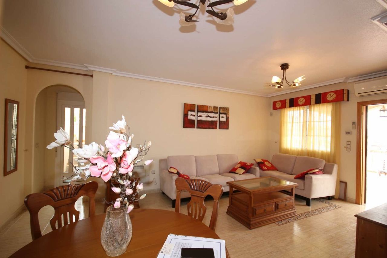 Villa en Guardamar del Segura, España, 106 m² - imagen 10