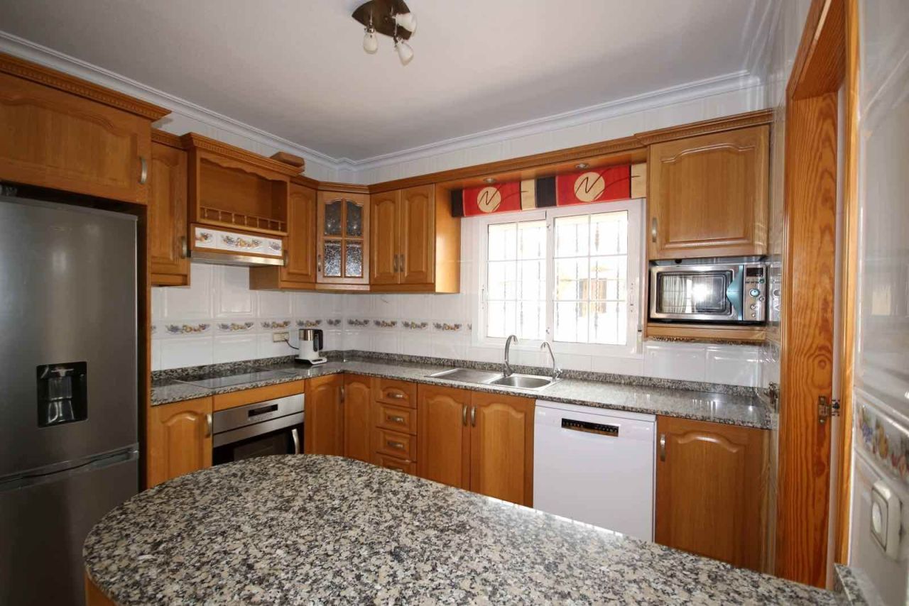 Villa en Guardamar del Segura, España, 106 m² - imagen 15