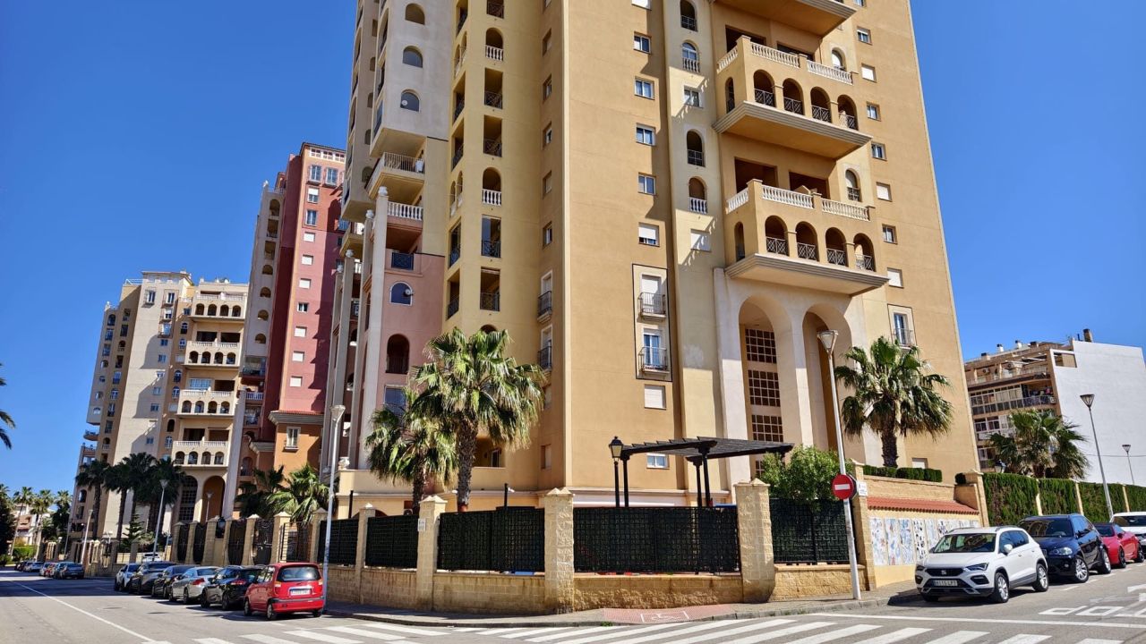 Piso en Torrevieja, España, 63 m² - imagen 2