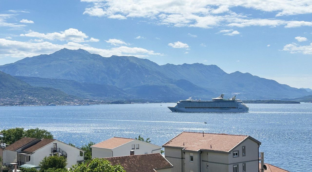 Casa a Baošići, Montenegro, 174 m² - foto 4