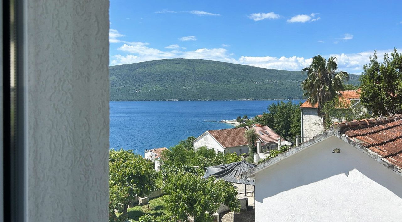 Casa a Baošići, Montenegro, 174 m² - foto 16