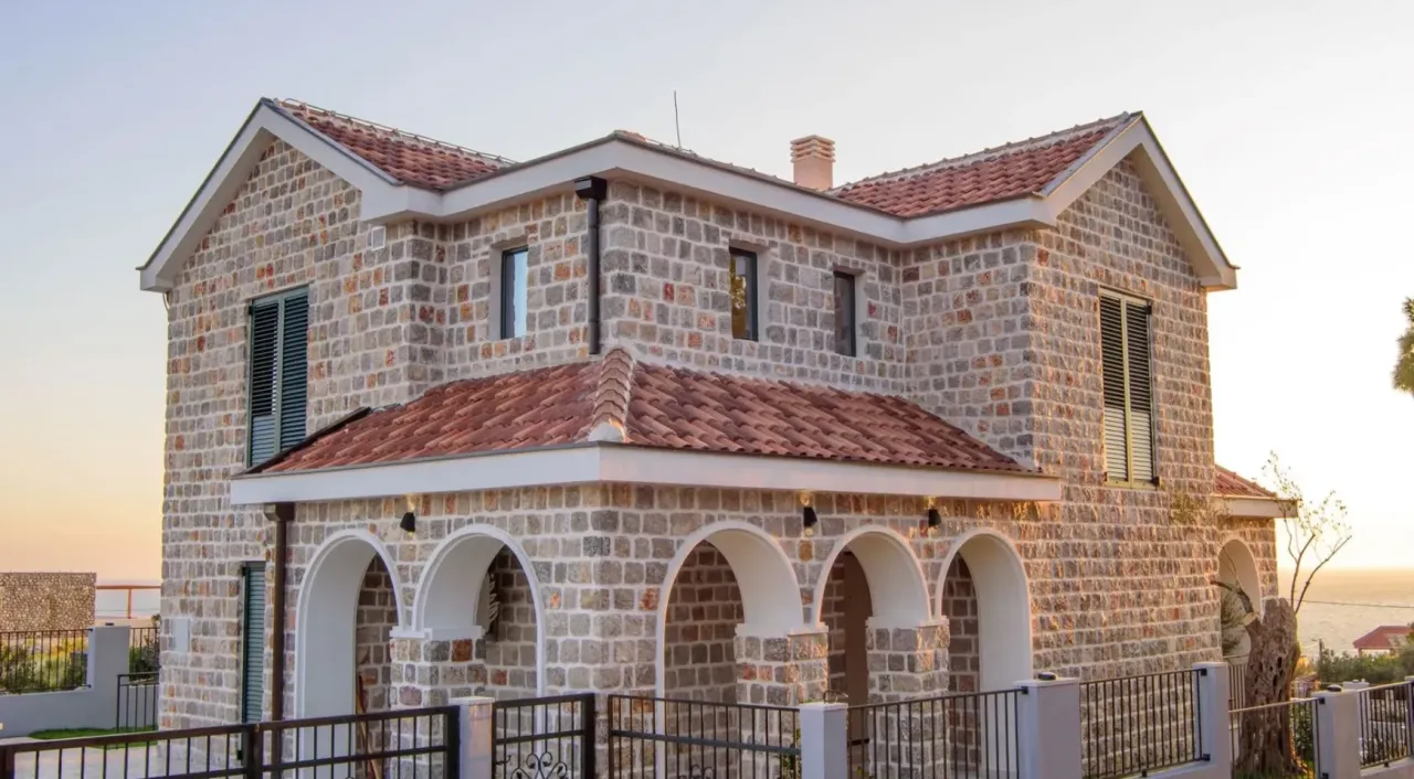 Villa on Lustica peninsula, Montenegro, 320 m² - picture 2