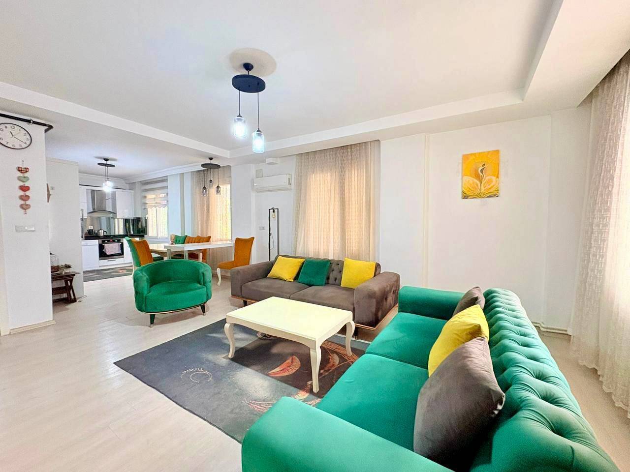 Flat in Mersin, Turkey, 110 m² - picture 1