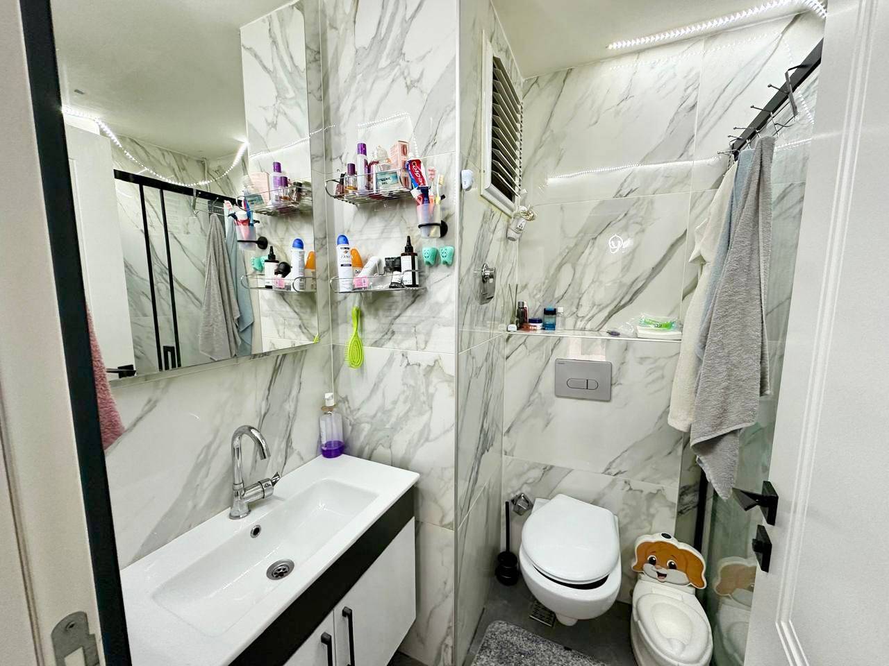 Flat in Mersin, Turkey, 69 m² - picture 9