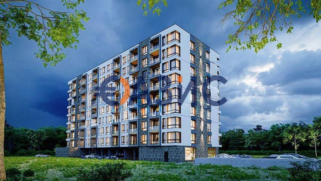 Apartment in Burgas, Bulgaria, 65.8 m² - picture 4