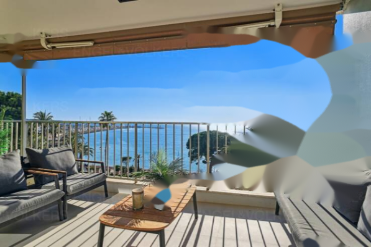 Flat in Cannes, France, 70 m² - picture 1