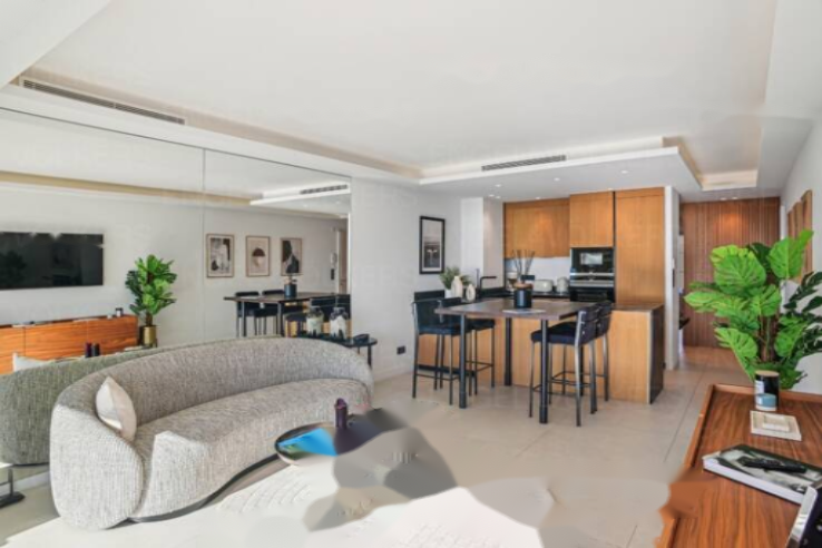 Flat in Cannes, France, 70 m² - picture 2