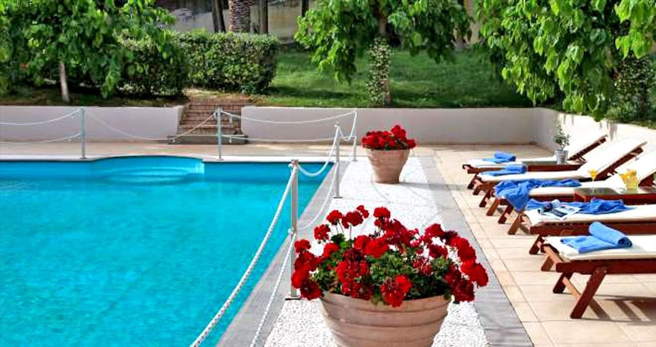 Café, restaurant en Péloponnèse, Grèce, 1 000 m² - image 9