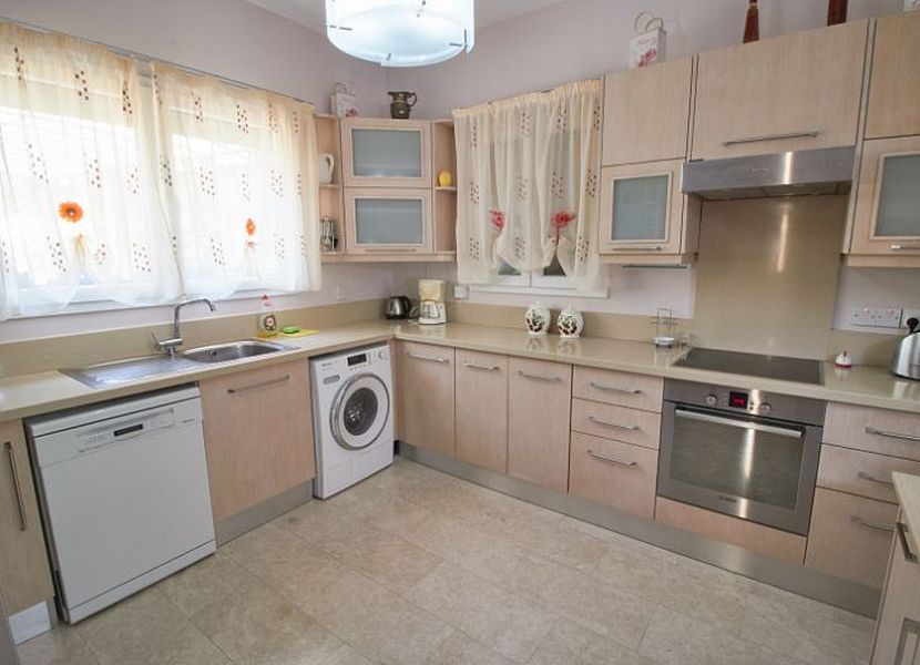 Villa in Paphos, Cyprus, 190 m² - picture 11