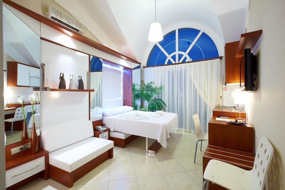 Hotel in Didim, Turkey, 12 500 m² - picture 3