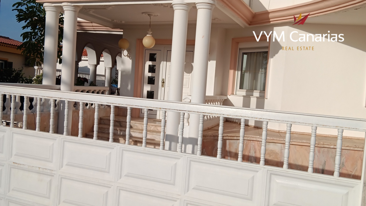 Villa on Tenerife, Spain, 345 m² - picture 3