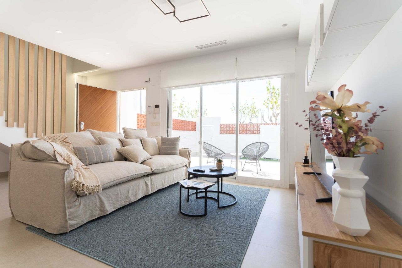 Villa in Pilar de la Horadada, Spain, 120 m² - picture 4