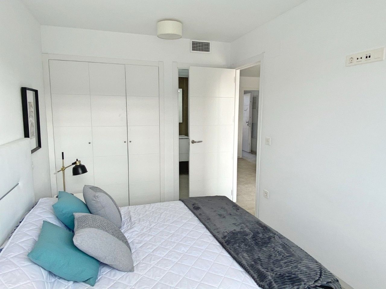 Bungalow in Torrevieja, Spain, 79 m² - picture 11