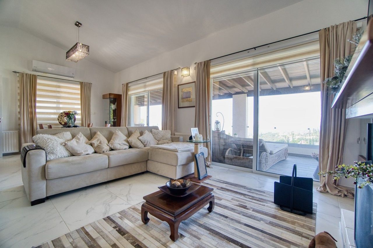 Villa in Paphos, Cyprus, 200 m² - picture 5