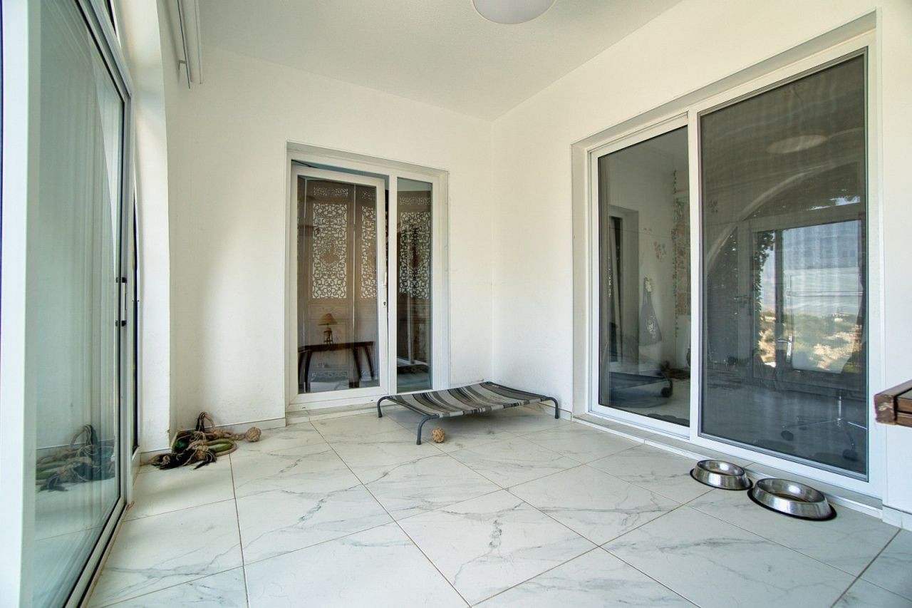 Villa in Paphos, Cyprus, 200 m² - picture 17