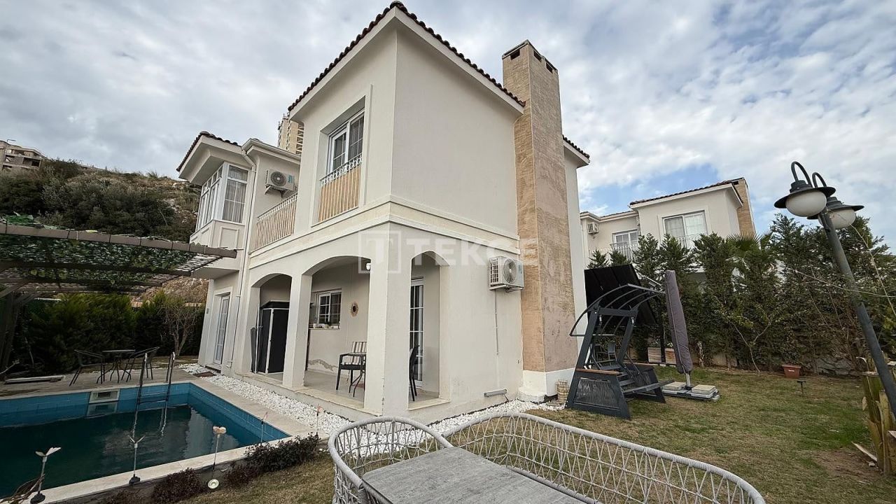 Villa in Kusadasi, Türkei, 180 m² - Foto 1