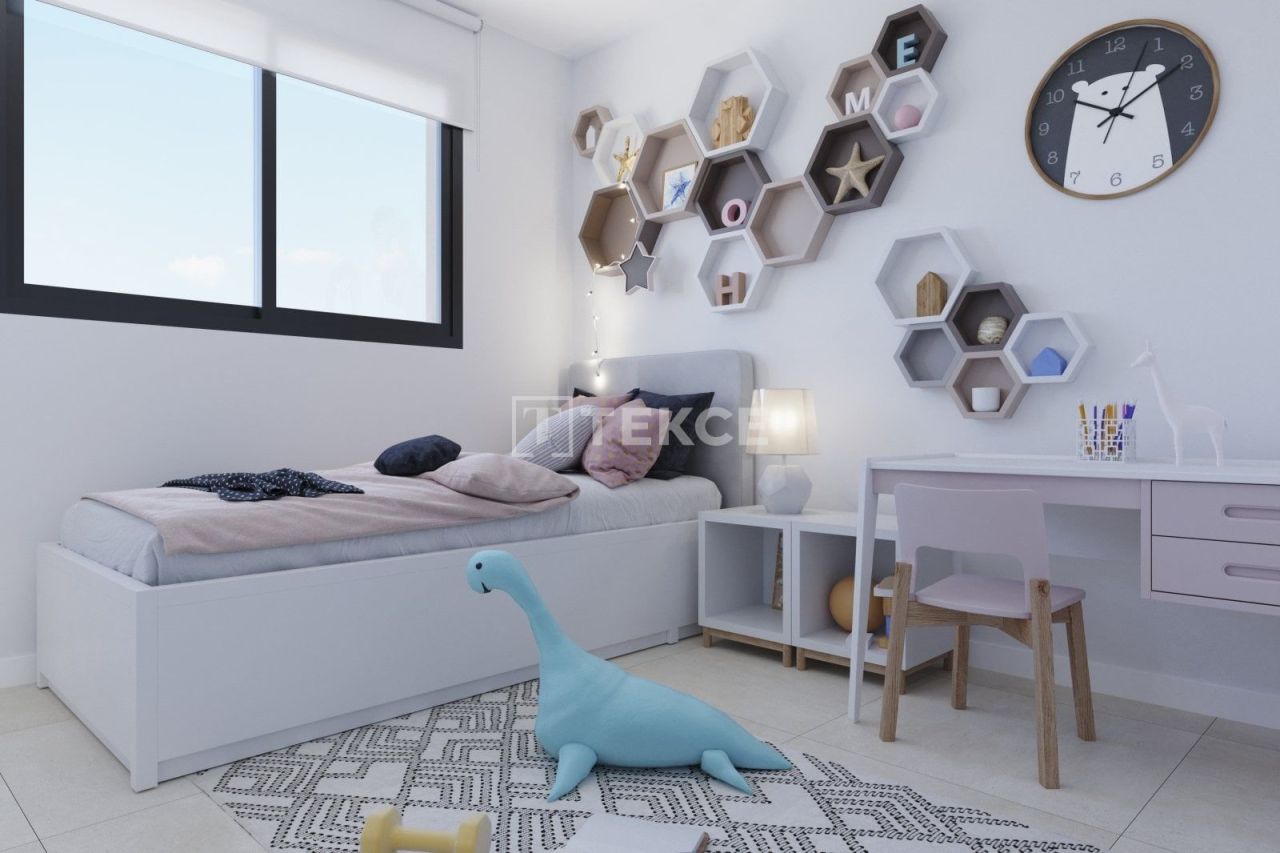 Apartment in Torrevieja, Spain, 110 m² - picture 11