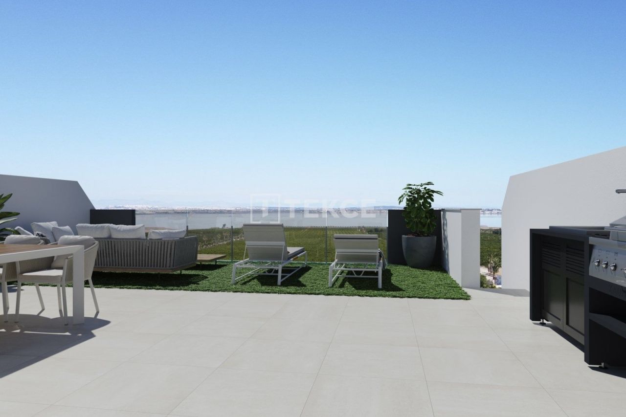 Apartment in Torrevieja, Spain, 110 m² - picture 14